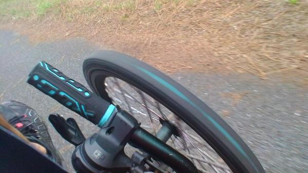 Usure pneu avant droit